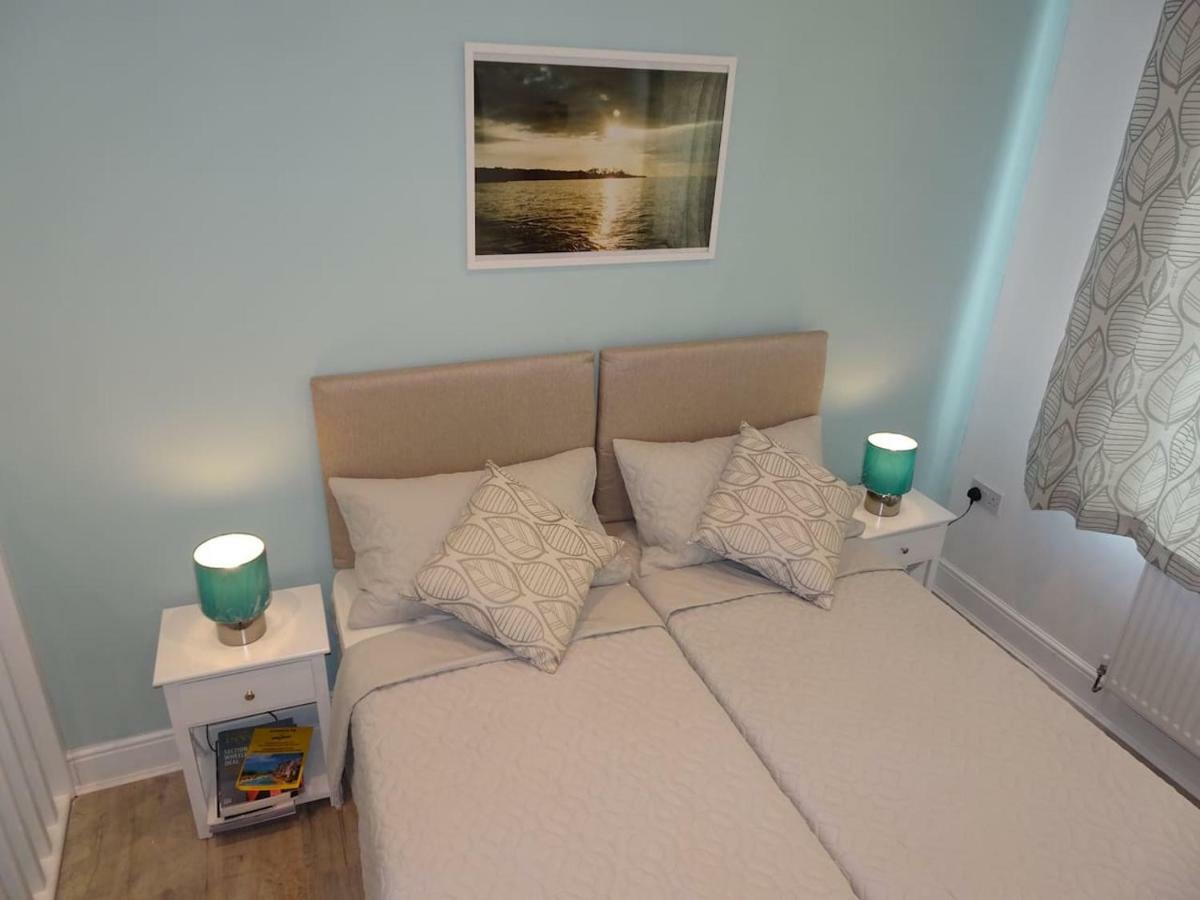 The Whiteways Apartment Бристол Екстериор снимка
